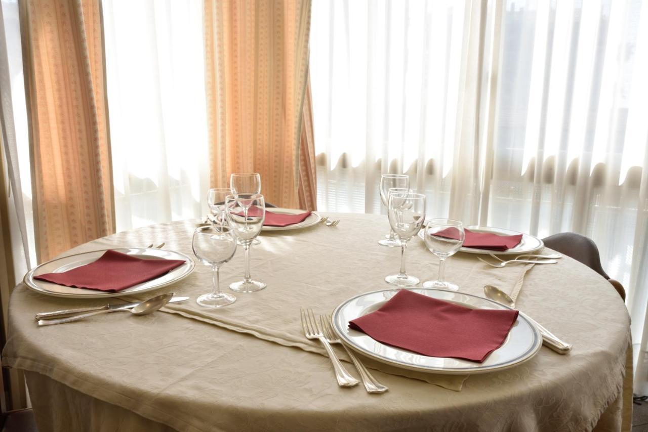 Hotel Bergamo Mare San Bartolomeo Al Mare Exteriör bild