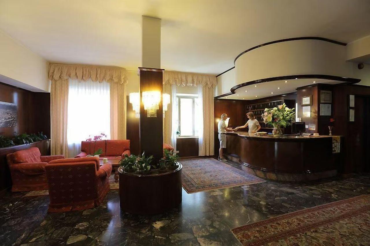 Hotel Bergamo Mare San Bartolomeo Al Mare Exteriör bild