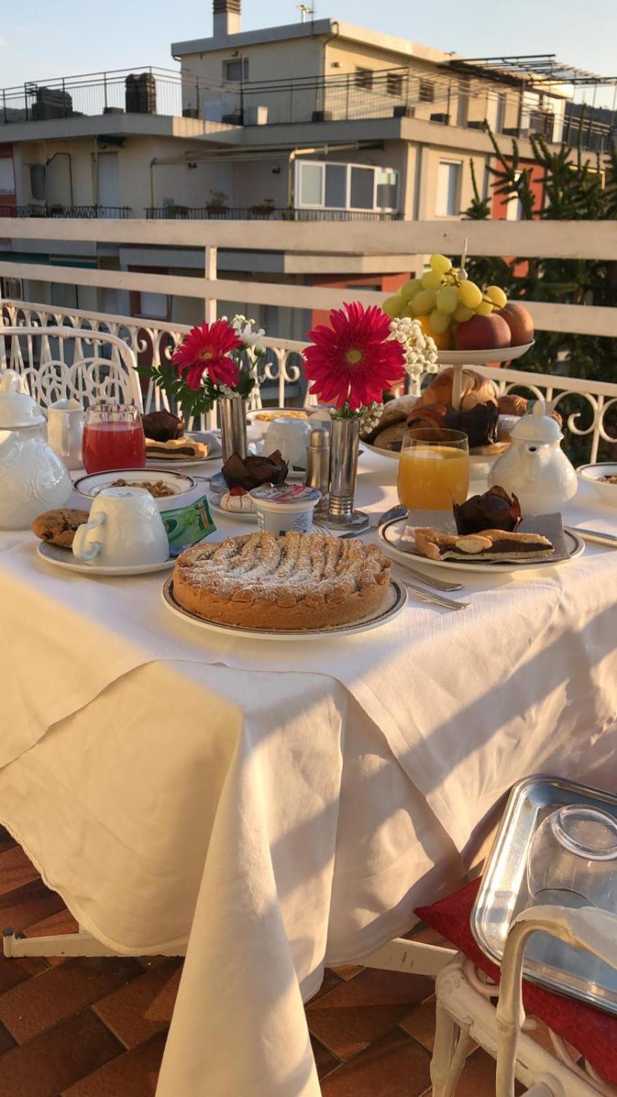 Hotel Bergamo Mare San Bartolomeo Al Mare Exteriör bild